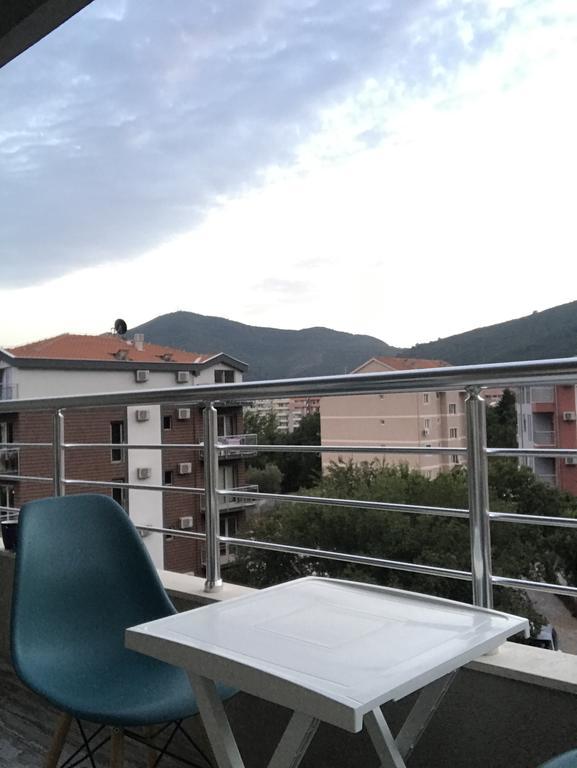Orchidea * Budva
